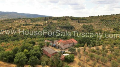 Farm for sale Tuscany Italy